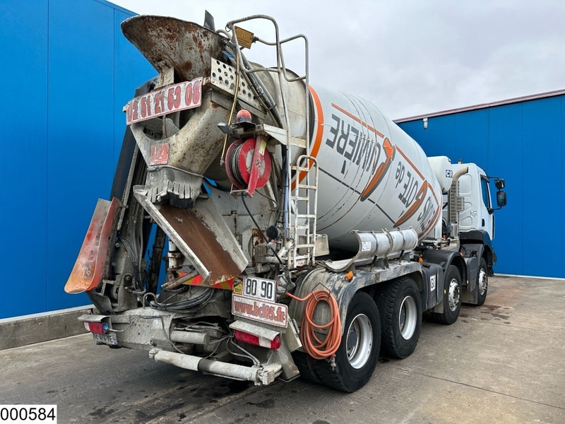 Renault Kerax 410 Dxi 8x4, EURO4, Cifa, 9m3, Remote - Betongbil: bild 4 Renault Kerax 410 Dxi 8x4, EURO4, Cifa, 9m3, Remote - Betongbil: bild 4
