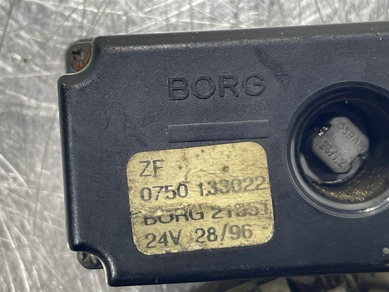 Ahlmann AZ14-4109455A-ZF 0750133022-Display unit/Dashboard - Elektriskt system för Byggmaskiner: bild 5 Ahlmann AZ14-4109455A-ZF 0750133022-Display unit/Dashboard - Elektriskt system för Byggmaskiner: bild 5