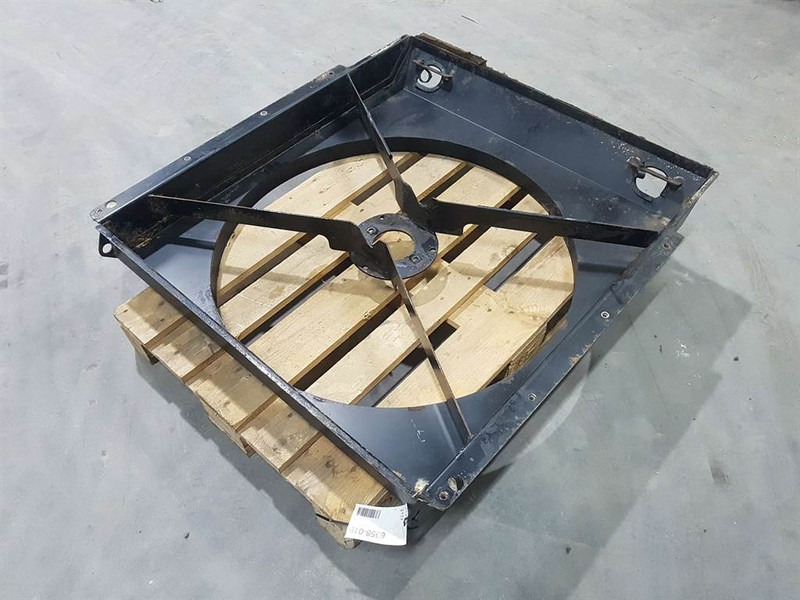 Case 921C -Fan/Lüfterrad/Koelvin - Motor för Byggmaskiner: bild 2 Case 921C -Fan/Lüfterrad/Koelvin - Motor för Byggmaskiner: bild 2