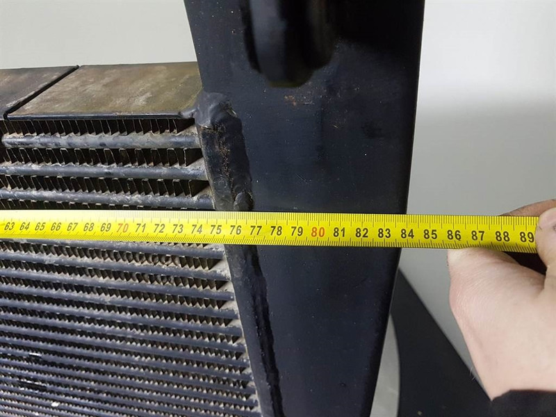 Case 921C-Modine 259332A4-Cooler/Kühler/Koeler - Motor för Byggmaskiner: bild 4 Case 921C-Modine 259332A4-Cooler/Kühler/Koeler - Motor för Byggmaskiner: bild 4