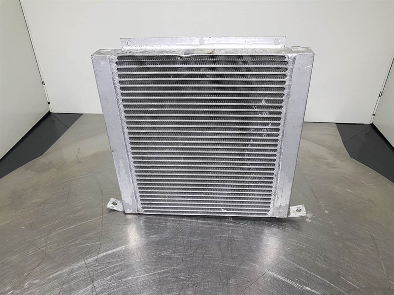 Demag SC30DS-Cooler/Kühler/Koeler - Motor och reservdelar för Byggmaskiner: bild 3 Demag SC30DS-Cooler/Kühler/Koeler - Motor och reservdelar för Byggmaskiner: bild 3