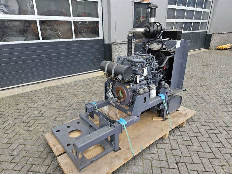 Deutz TD3.6L4 - Engine/Motor - Motor för Byggmaskiner: bild 2 Deutz TD3.6L4 - Engine/Motor - Motor för Byggmaskiner: bild 2