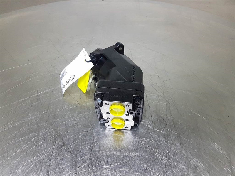 HYVA XP32_0517640-Hydraulic motor/Hydraulikmotor - Hydraulik för Byggmaskiner: bild 4 HYVA XP32_0517640-Hydraulic motor/Hydraulikmotor - Hydraulik för Byggmaskiner: bild 4