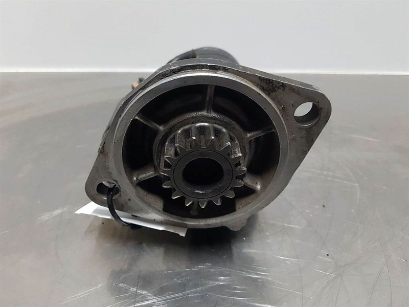 Hitachi 12V 15T 2,5KW - Starter/Anlasser/Startmotor - Motor för Byggmaskiner: bild 4 Hitachi 12V 15T 2,5KW - Starter/Anlasser/Startmotor - Motor för Byggmaskiner: bild 4