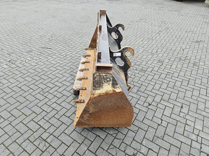 JCB 4CX-125/38100-2,34 MTR-Bucket/Schaufel/Dichte bak - Skopa för Byggmaskiner: bild 3 JCB 4CX-125/38100-2,34 MTR-Bucket/Schaufel/Dichte bak - Skopa för Byggmaskiner: bild 3