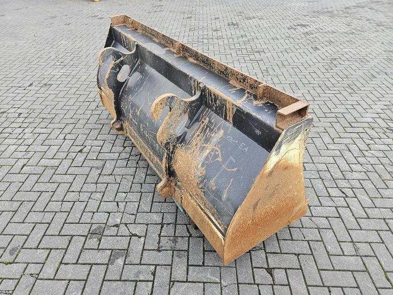 JCB 4CX-125/38100-2,34 MTR-Bucket/Schaufel/Dichte bak - Skopa för Byggmaskiner: bild 5 JCB 4CX-125/38100-2,34 MTR-Bucket/Schaufel/Dichte bak - Skopa för Byggmaskiner: bild 5