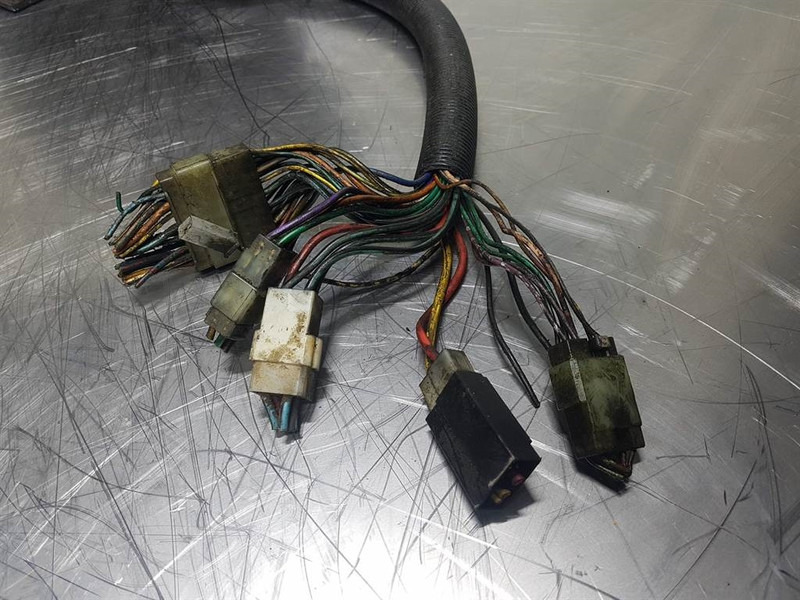 Komatsu PW 75/95 (FAI) - Dashboard/Console/Konsole - Hytt och interiör för Byggmaskiner: bild 5 Komatsu PW 75/95 (FAI) - Dashboard/Console/Konsole - Hytt och interiör för Byggmaskiner: bild 5