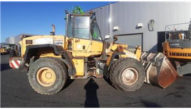 Komatsu WA 320 - 5H (For parts) - Hjullastare: bild 1 Komatsu WA 320 - 5H (For parts) - Hjullastare: bild 1