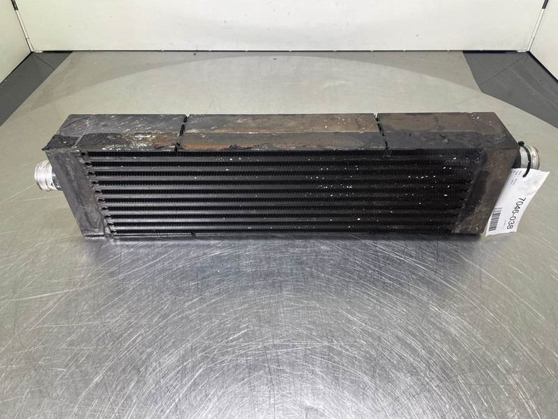 Mecalac 12MTX-5370539-Cooler/Kühler/Koeler - Motor för Byggmaskiner: bild 1 Mecalac 12MTX-5370539-Cooler/Kühler/Koeler - Motor för Byggmaskiner: bild 1