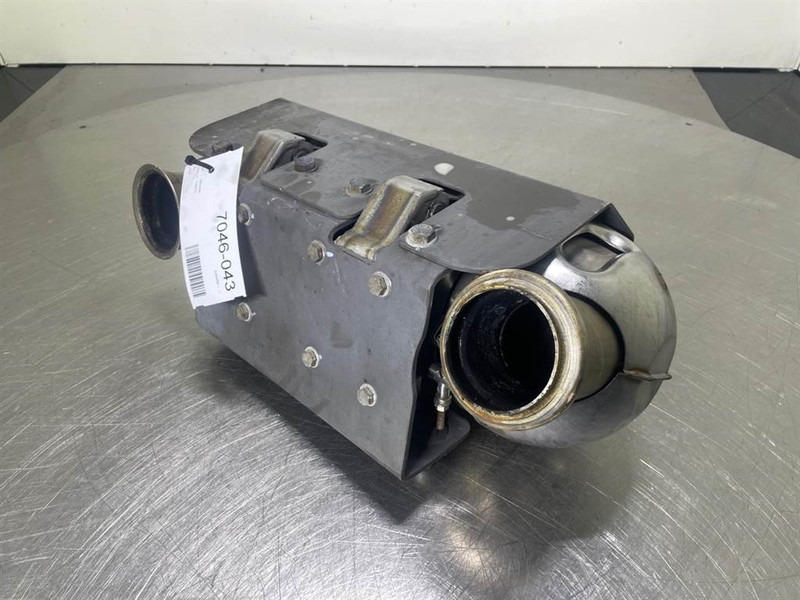 Mecalac 12MTX-Deutz 04604014-Exhaust/Auspuff/Uitlaat/DPF - Motor för Byggmaskiner: bild 1 Mecalac 12MTX-Deutz 04604014-Exhaust/Auspuff/Uitlaat/DPF - Motor för Byggmaskiner: bild 1