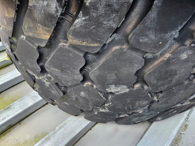 Däck och fälgar för Byggmaskiner Michelin 600/65R25 - Tyre/Reifen/Band: bild 6