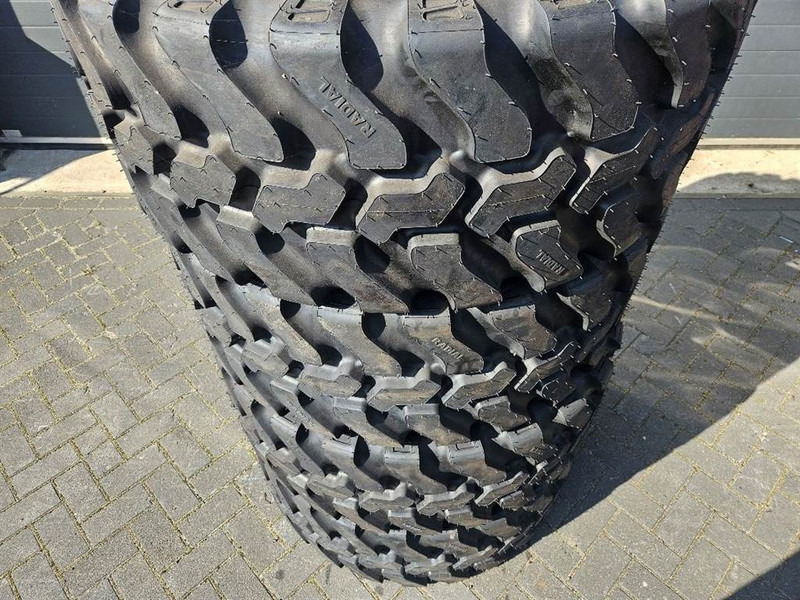 SWT 405/70R20 (16.0/70R20) *NEW* - Tire/Reifen/Band - Däck och fälgar för Byggmaskiner: bild 3 SWT 405/70R20 (16.0/70R20) *NEW* - Tire/Reifen/Band - Däck och fälgar för Byggmaskiner: bild 3