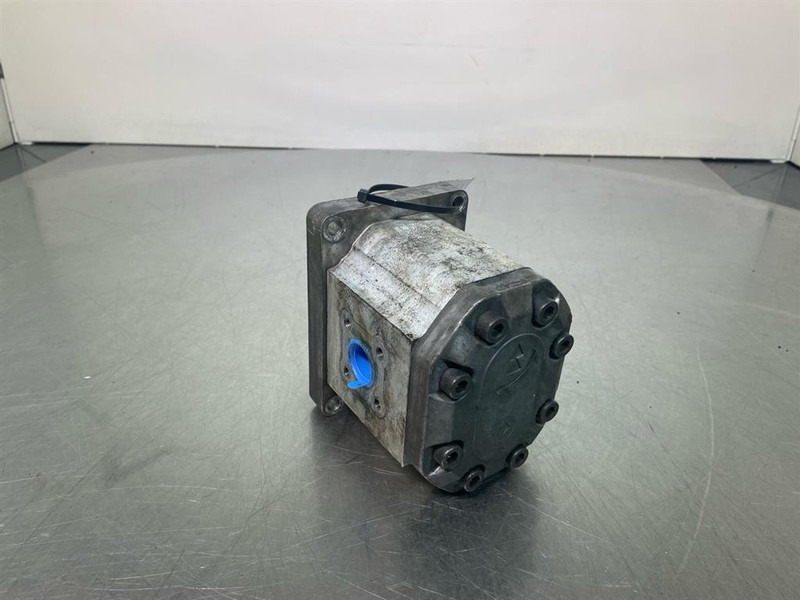 Sauer Danfoss SNP3NN/044RN06-111.25.220.0A-Gearpump/Tandwielpomp - Hydraulik för Byggmaskiner: bild 2 Sauer Danfoss SNP3NN/044RN06-111.25.220.0A-Gearpump/Tandwielpomp - Hydraulik för Byggmaskiner: bild 2