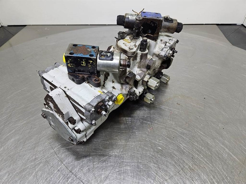 Sauer Sundstrand -7090202-Tandem pump/Fahrpumpe/Ri - Hydraulik för Byggmaskiner: bild 4 Sauer Sundstrand -7090202-Tandem pump/Fahrpumpe/Ri - Hydraulik för Byggmaskiner: bild 4