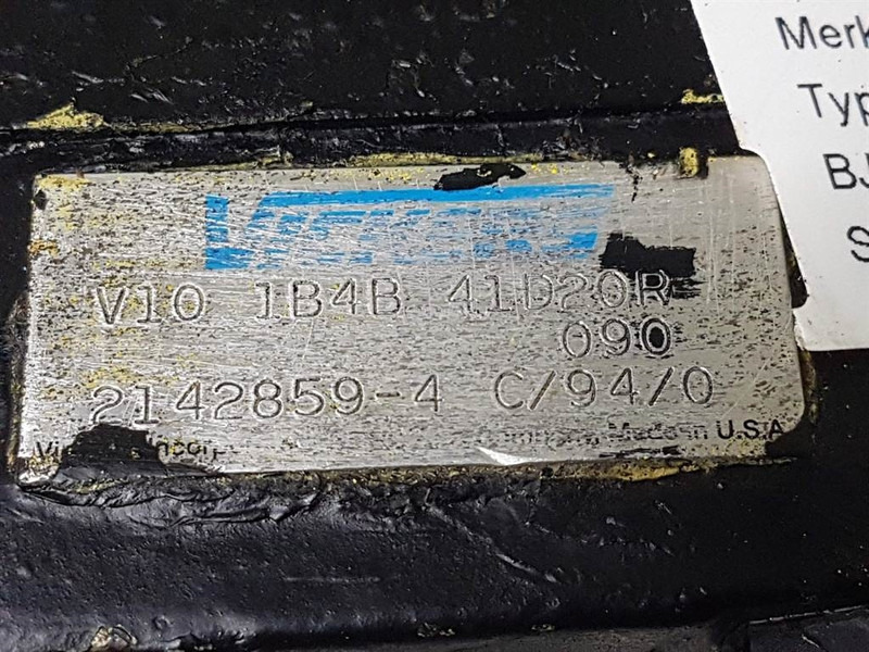 Vickers V101B4B41D20R-090 - Gearpump/Zahnradpumpe - Hydraulik för Byggmaskiner: bild 3 Vickers V101B4B41D20R-090 - Gearpump/Zahnradpumpe - Hydraulik för Byggmaskiner: bild 3