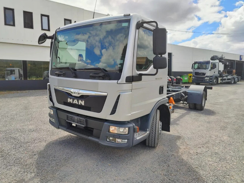 MAN TGL 12.250 Chassis cabine Euro6 - Chassi lastbil: bild 2 MAN TGL 12.250 Chassis cabine Euro6 - Chassi lastbil: bild 2