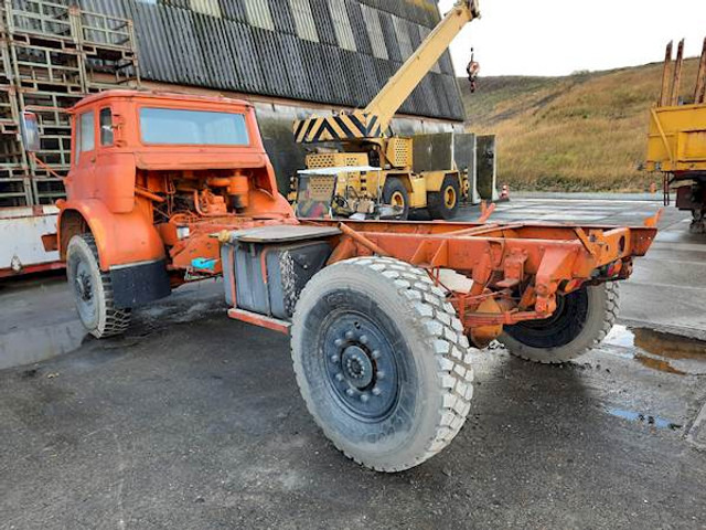 Bedford MJP2 4X4 - Chassi lastbil: bild 4 Bedford MJP2 4X4 - Chassi lastbil: bild 4