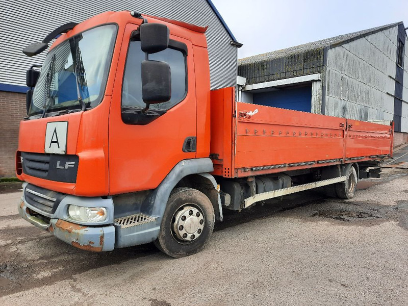 DAF LF45.220 - Flakbil: bild 1 DAF LF45.220 - Flakbil: bild 1