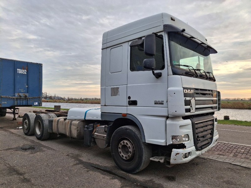 DAF XF 105.460 - Chassi lastbil: bild 2 DAF XF 105.460 - Chassi lastbil: bild 2