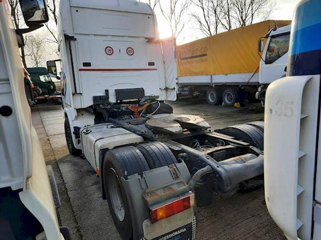 Scania R 124 LA 470 - Dragbil: bild 4 Scania R 124 LA 470 - Dragbil: bild 4