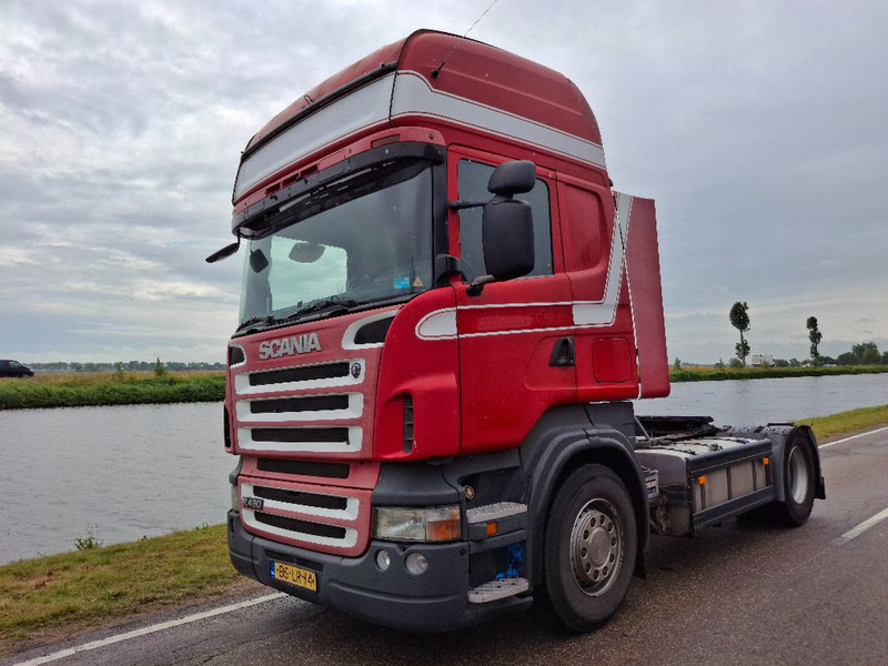 Scania R 420 LA4X2MNA - Dragbil: bild 1 Scania R 420 LA4X2MNA - Dragbil: bild 1