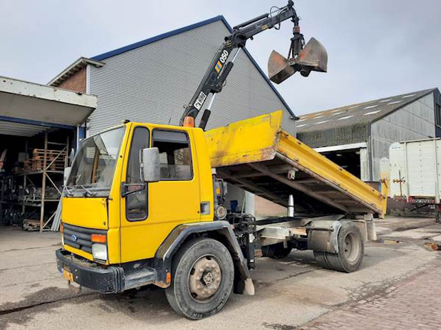 Ford CARGO 1213 - Tippbil lastbil: bild 1 Ford CARGO 1213 - Tippbil lastbil: bild 1