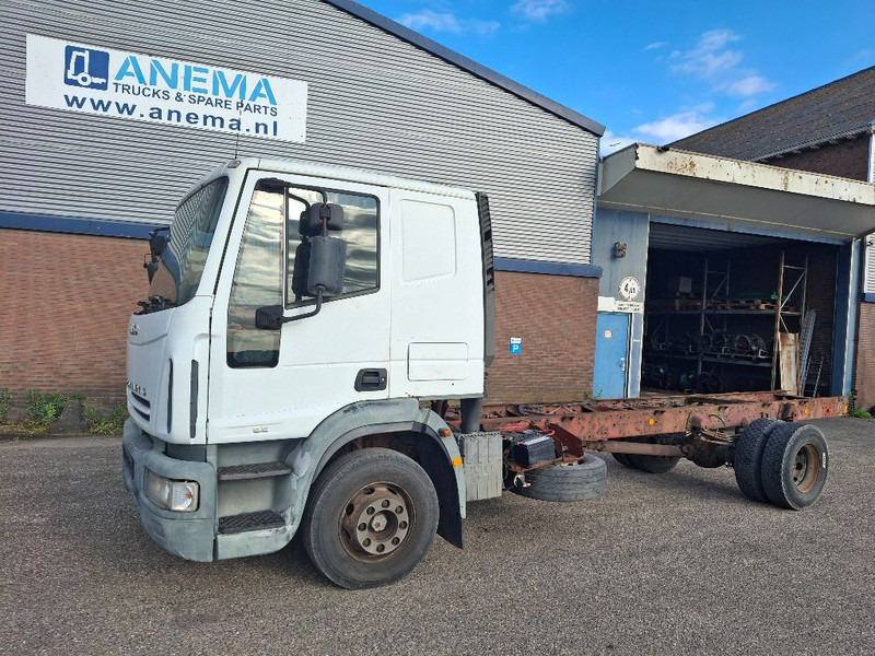 Iveco ML150E21 EUROCARGO - Chassi lastbil: bild 2 Iveco ML150E21 EUROCARGO - Chassi lastbil: bild 2