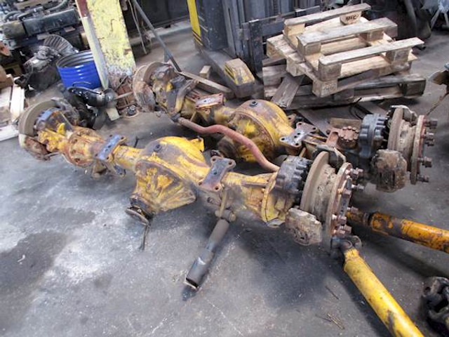 Renault 4888 - Framaxel för Lastbil: bild 2 Renault 4888 - Framaxel för Lastbil: bild 2