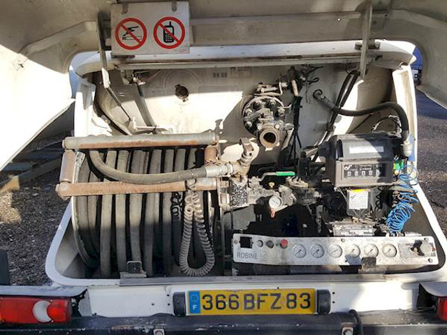 Renault MIDLUM 220 GAS / LPG - Tankbil: bild 5 Renault MIDLUM 220 GAS / LPG - Tankbil: bild 5