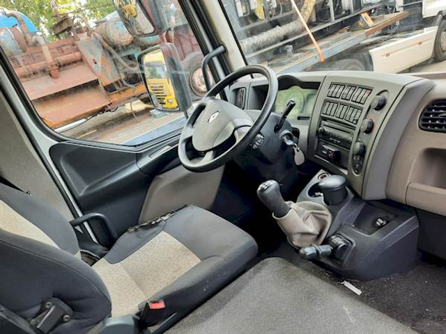 Renault MIDLUM 220 - Chassi lastbil: bild 4 Renault MIDLUM 220 - Chassi lastbil: bild 4