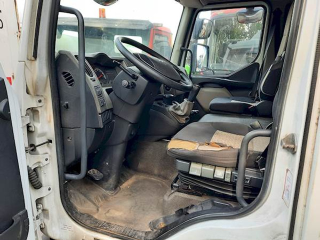 Renault MIDLUM 220 - Chassi lastbil: bild 3 Renault MIDLUM 220 - Chassi lastbil: bild 3