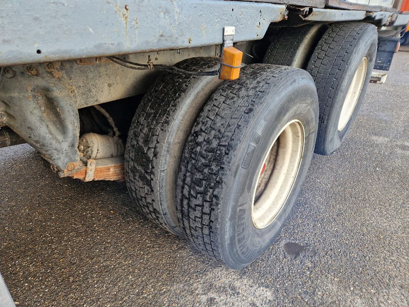 Scania R 142 H 6X2 V8 - Flakbil: bild 4 Scania R 142 H 6X2 V8 - Flakbil: bild 4