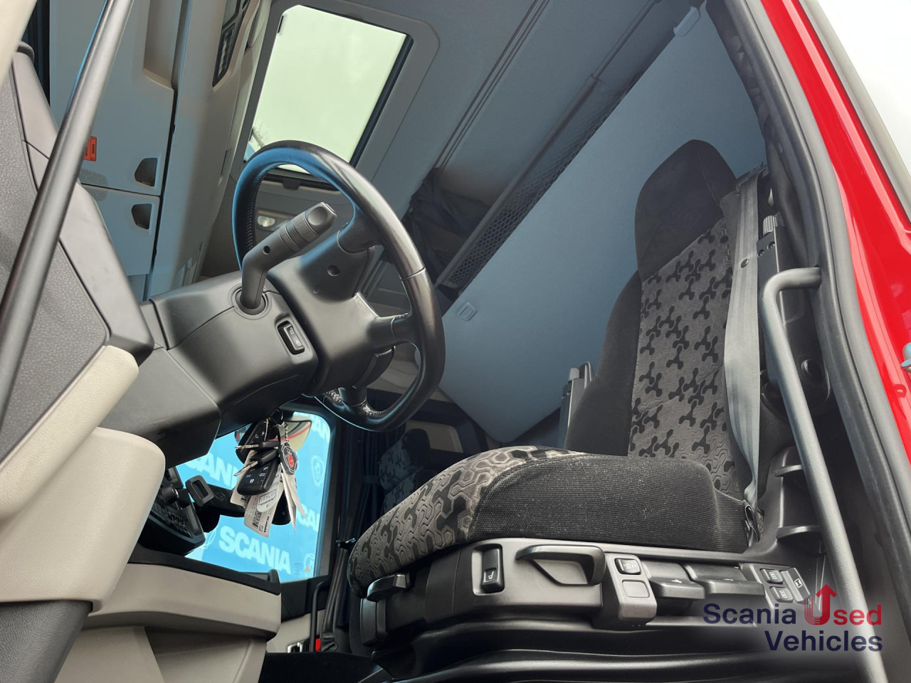 SCANIA R 410 A4x2NA RETARDER LED NAVI - Dragbil: bild 2 SCANIA R 410 A4x2NA RETARDER LED NAVI - Dragbil: bild 2