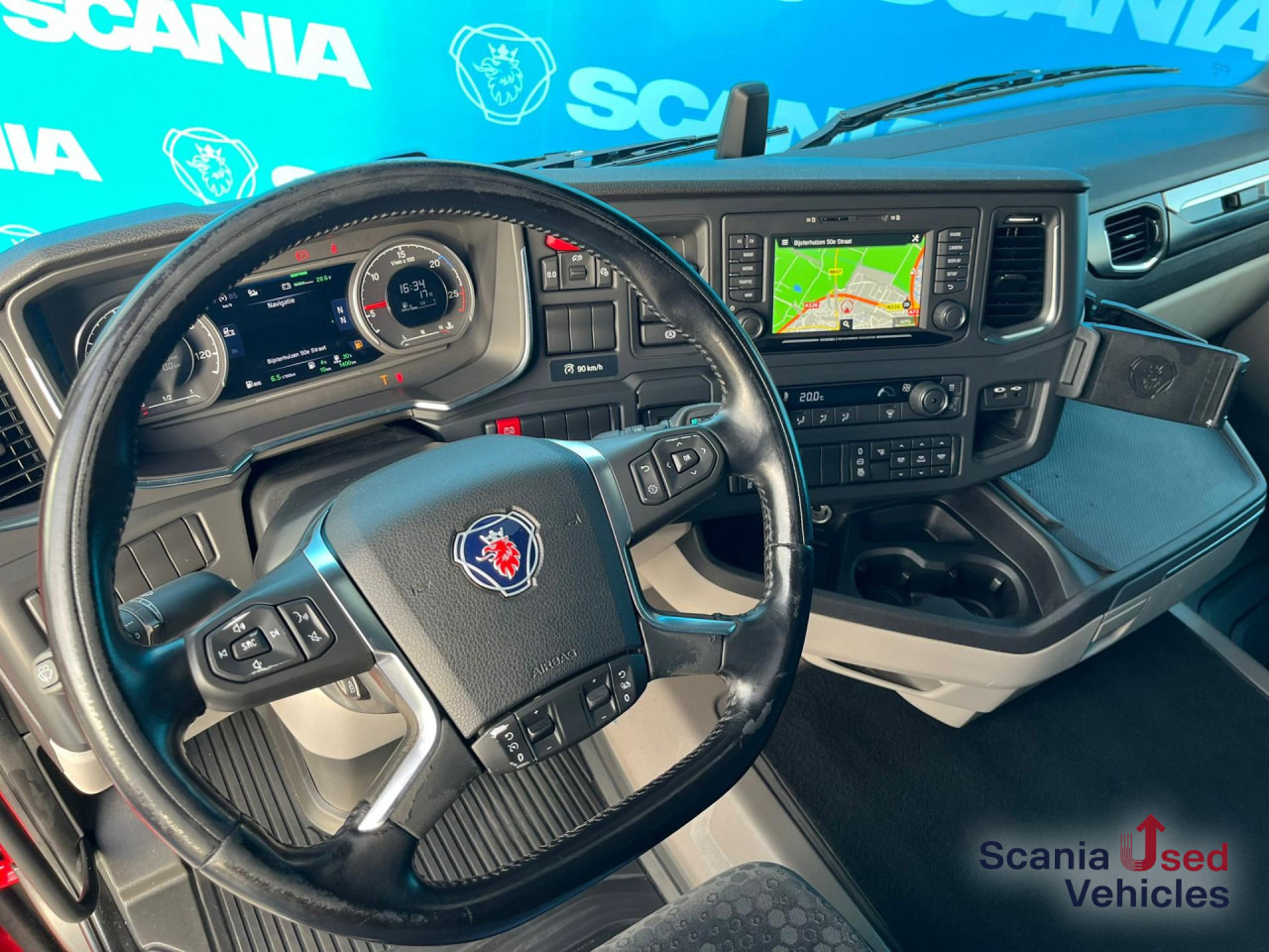 SCANIA R 450 A4x2NA RETARDER LED NAVI PTO - Dragbil: bild 4 SCANIA R 450 A4x2NA RETARDER LED NAVI PTO - Dragbil: bild 4