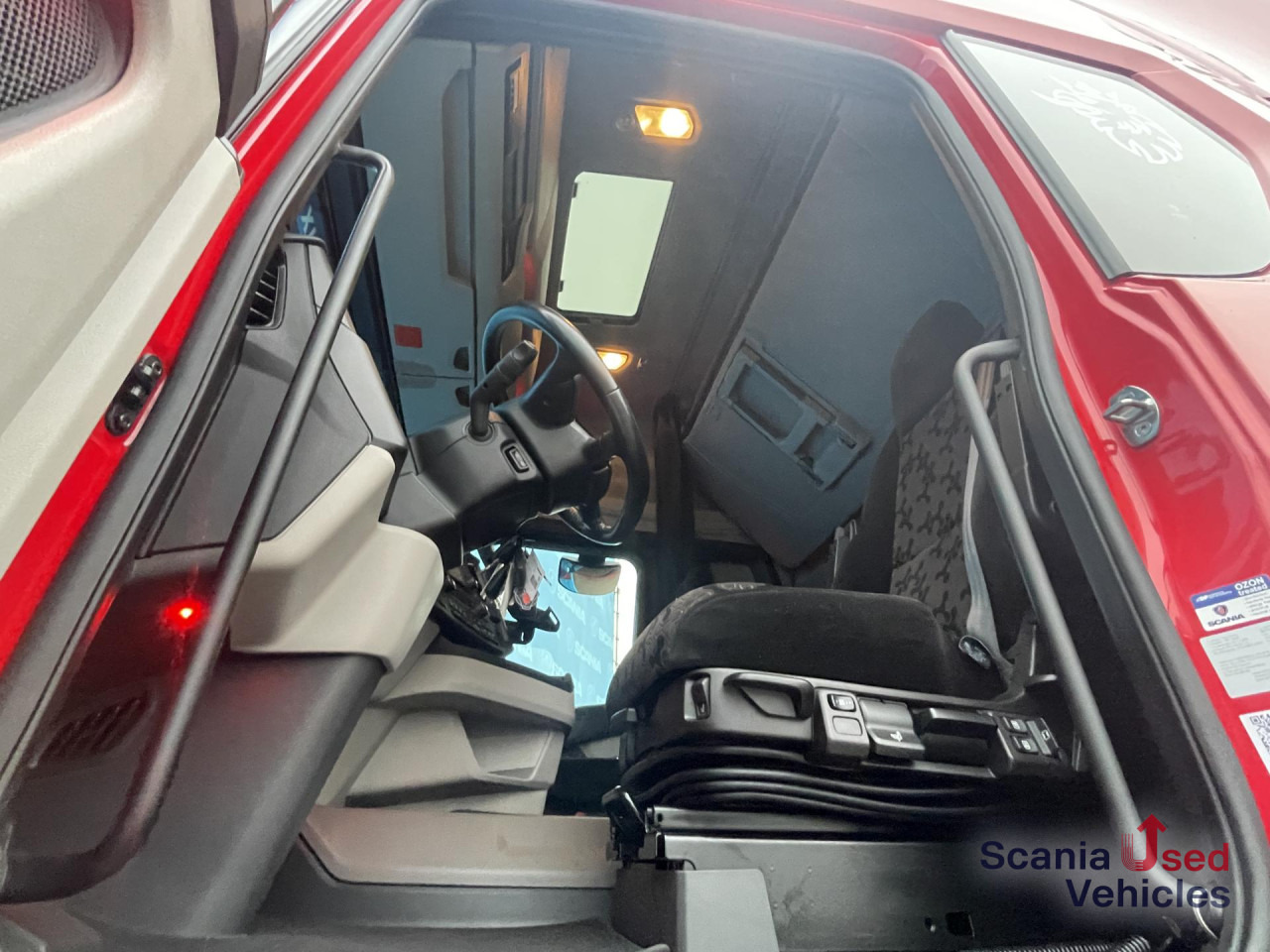 SCANIA R 460 A4x2NA RETARDER PTO PARK AIRCO SUPER! - Dragbil: bild 5 SCANIA R 460 A4x2NA RETARDER PTO PARK AIRCO SUPER! - Dragbil: bild 5