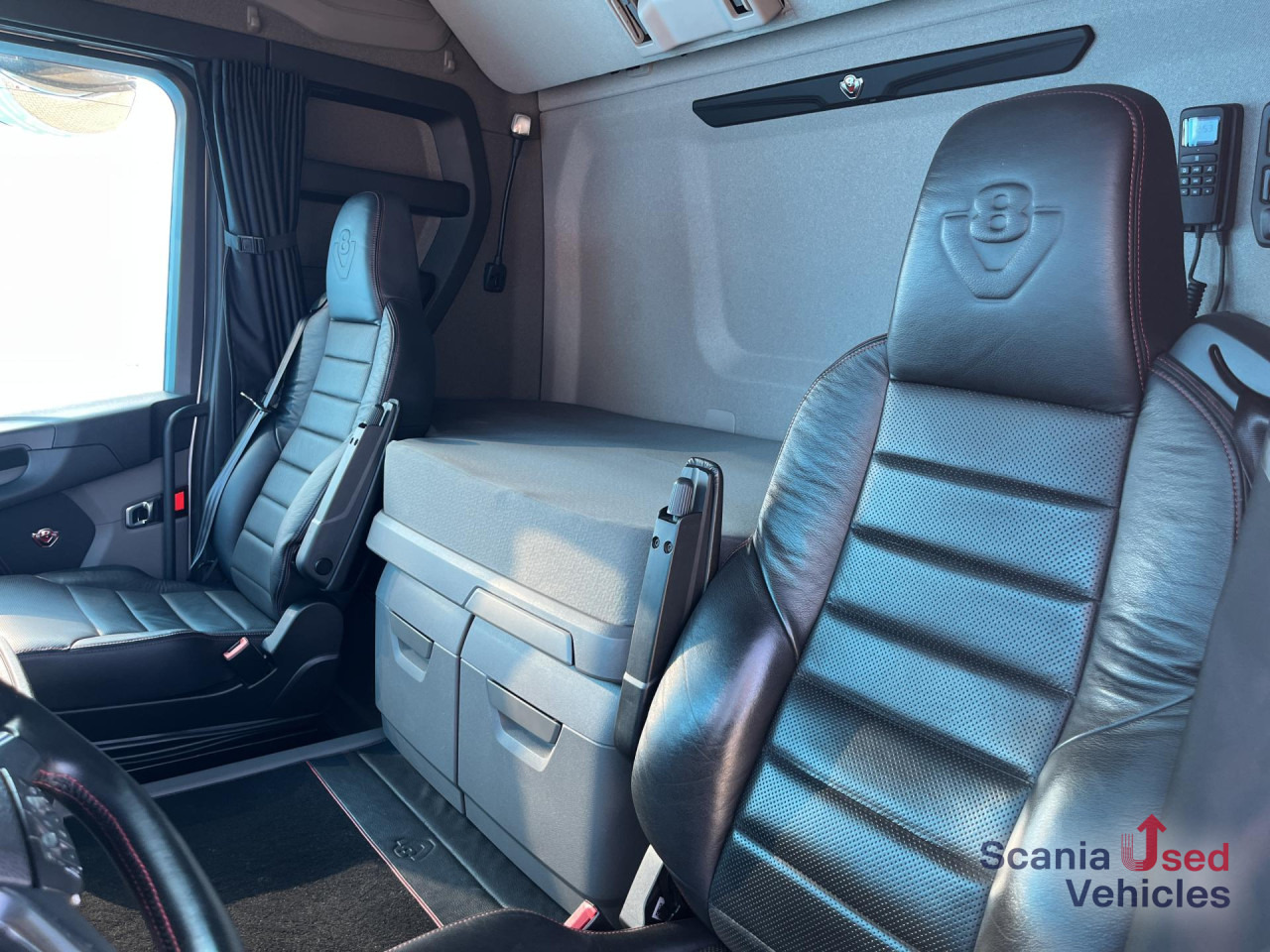 SCANIA R 730 A4x2NB V8 RETARDER FULL AIR 9T NAVI LED S2 - Dragbil: bild 5 SCANIA R 730 A4x2NB V8 RETARDER FULL AIR 9T NAVI LED S2 - Dragbil: bild 5