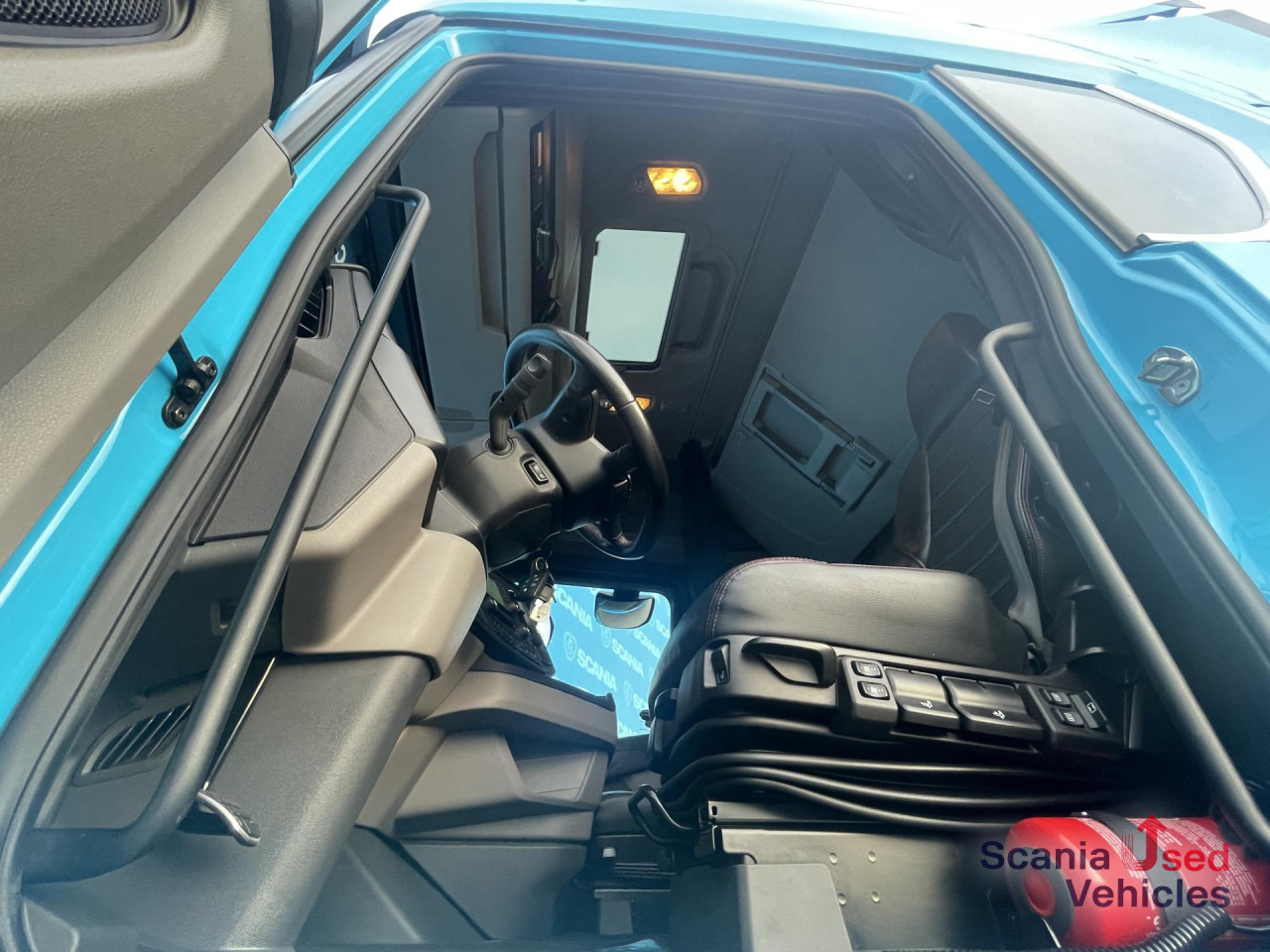 SCANIA S 660 A6x2/4NB V8 RETARDER FULL AIR 8T DIFF-L LED - Dragbil: bild 2 SCANIA S 660 A6x2/4NB V8 RETARDER FULL AIR 8T DIFF-L LED - Dragbil: bild 2