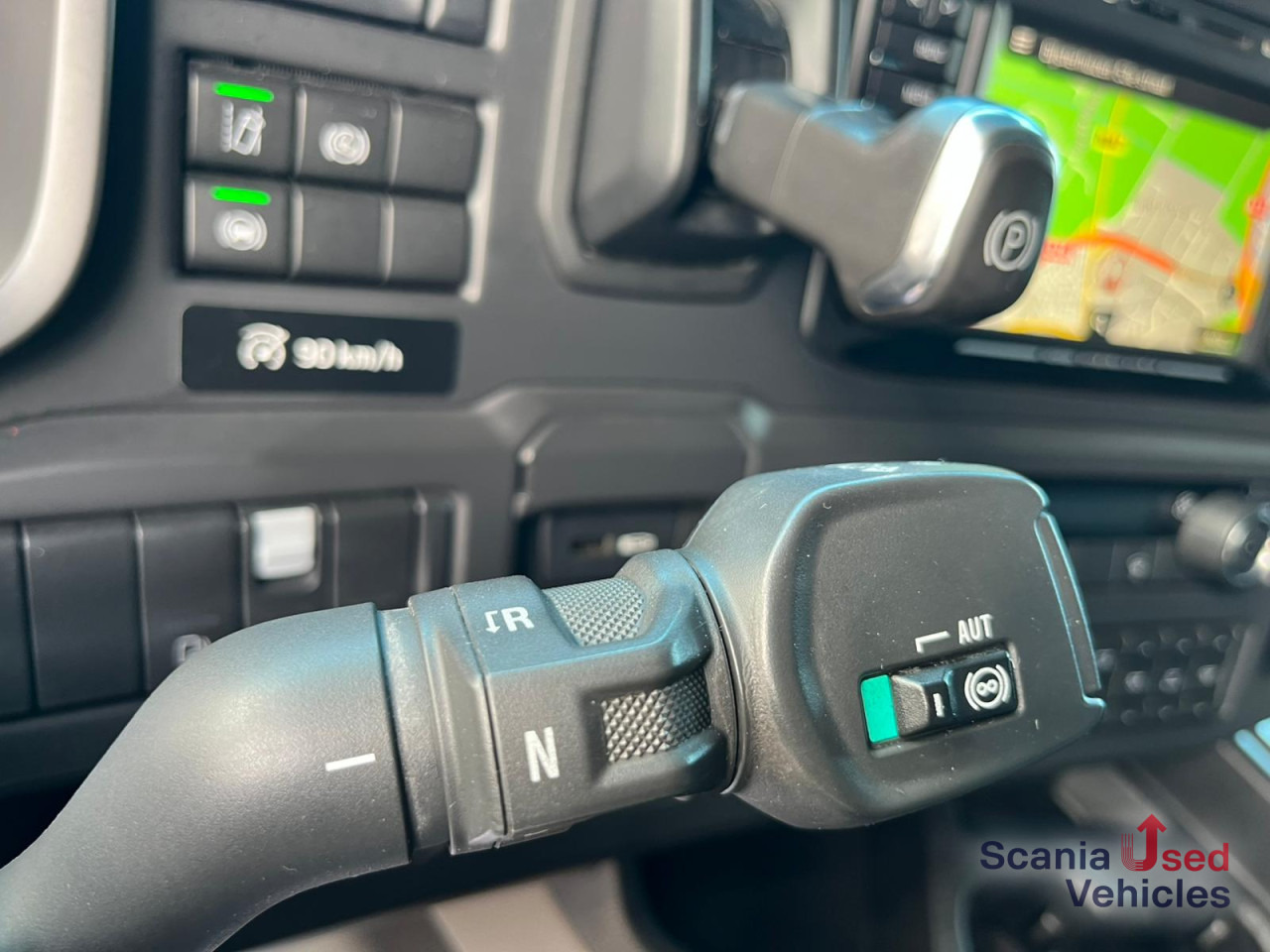 SCANIA R 410 B6x2*4NB LNG RETARDER FRIGO CHEREAU 765x250x - Kylbil lastbil: bild 5 SCANIA R 410 B6x2*4NB LNG RETARDER FRIGO CHEREAU 765x250x - Kylbil lastbil: bild 5