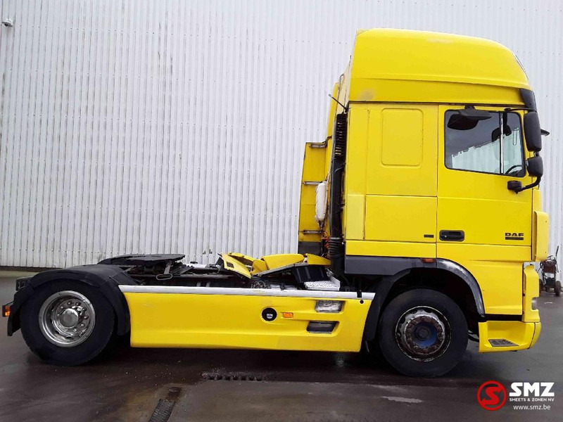 DAF 105 XF 460 SuperSpaceCab manual - Dragbil: bild 4 DAF 105 XF 460 SuperSpaceCab manual - Dragbil: bild 4