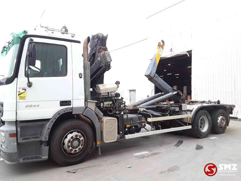 Mercedes-Benz Actros 2544 hiab 102.2 remote hook retarder - Containerbil/ Växelflak lastbil, Kranbil: bild 5 Mercedes-Benz Actros 2544 hiab 102.2 remote hook retarder - Containerbil/ Växelflak lastbil, Kranbil: bild 5