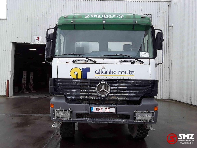 Mercedes-Benz Actros 3335 6x6 88000km manual - Betongpump: bild 2 Mercedes-Benz Actros 3335 6x6 88000km manual - Betongpump: bild 2