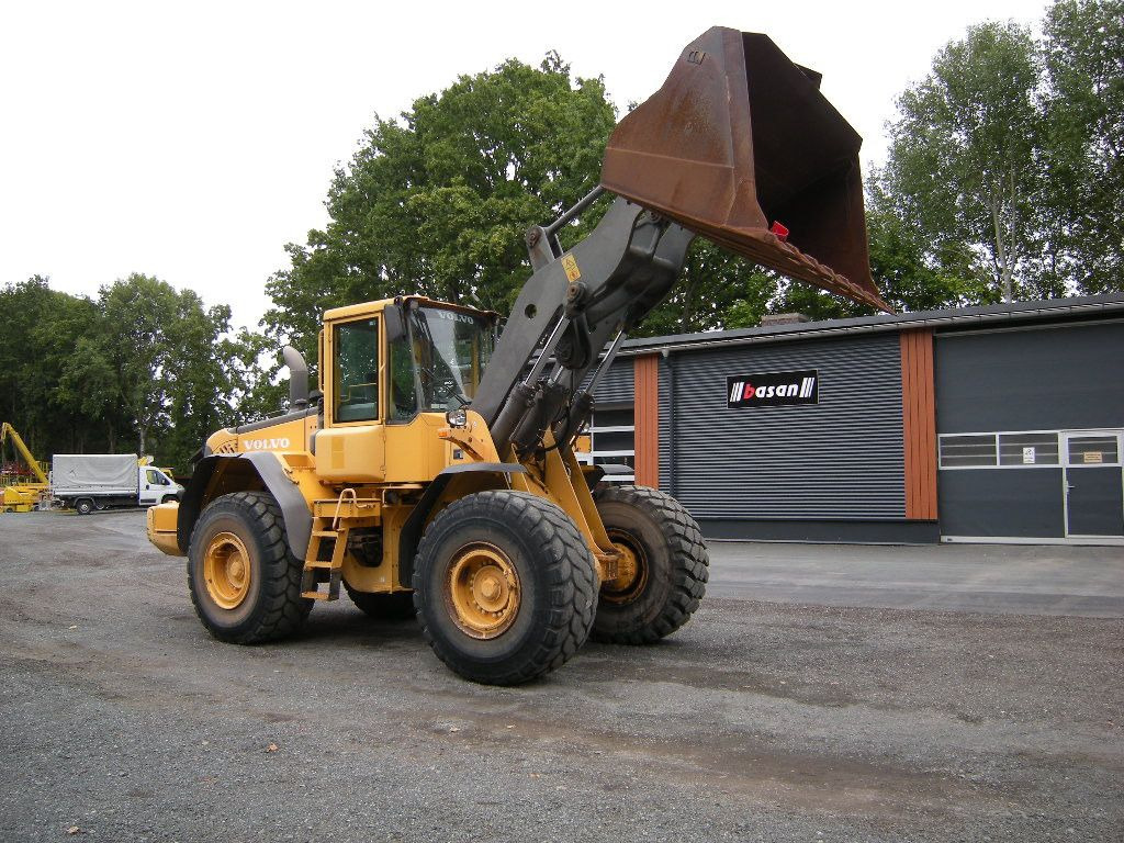 Volvo L 120 E - Hjullastare: bild 1 Volvo L 120 E - Hjullastare: bild 1