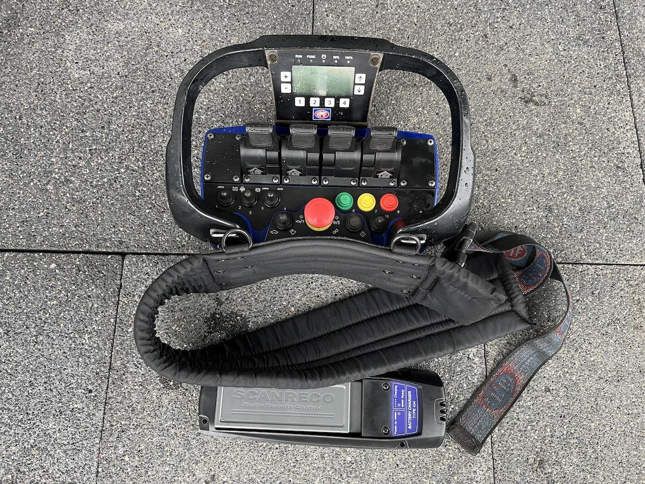 Meusburger MPS-3 Auflieger mit Kran HMF 1510 K-4 Lenkachse - Flaktrailer: bild 4 Meusburger MPS-3 Auflieger mit Kran HMF 1510 K-4 Lenkachse - Flaktrailer: bild 4