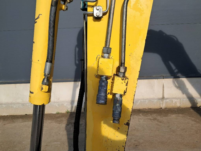 Komatsu PC50MR-2 - Minigrävmaskin: bild 4 Komatsu PC50MR-2 - Minigrävmaskin: bild 4