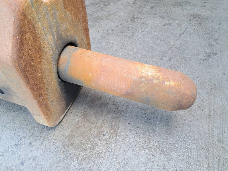 MONTABERT BRV7000 - Hydraulisk hammare för Byggmaskiner: bild 3 MONTABERT BRV7000 - Hydraulisk hammare för Byggmaskiner: bild 3