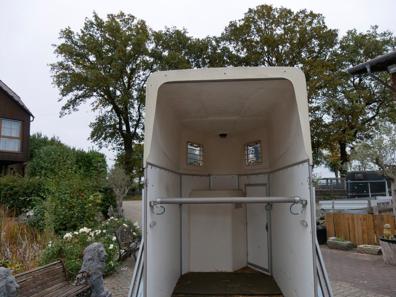 Blomert 1,5 Pferde Holz Poly - Djursläp: bild 3 Blomert 1,5 Pferde Holz Poly - Djursläp: bild 3