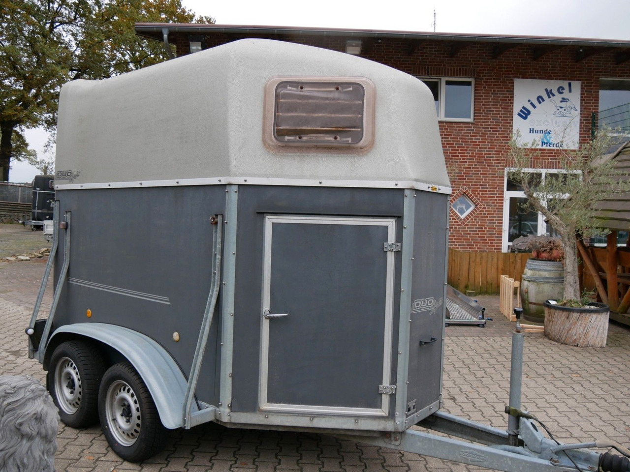 Böckmann Duo Esprit mit Sattelkammer - Djursläp: bild 2 Böckmann Duo Esprit mit Sattelkammer - Djursläp: bild 2