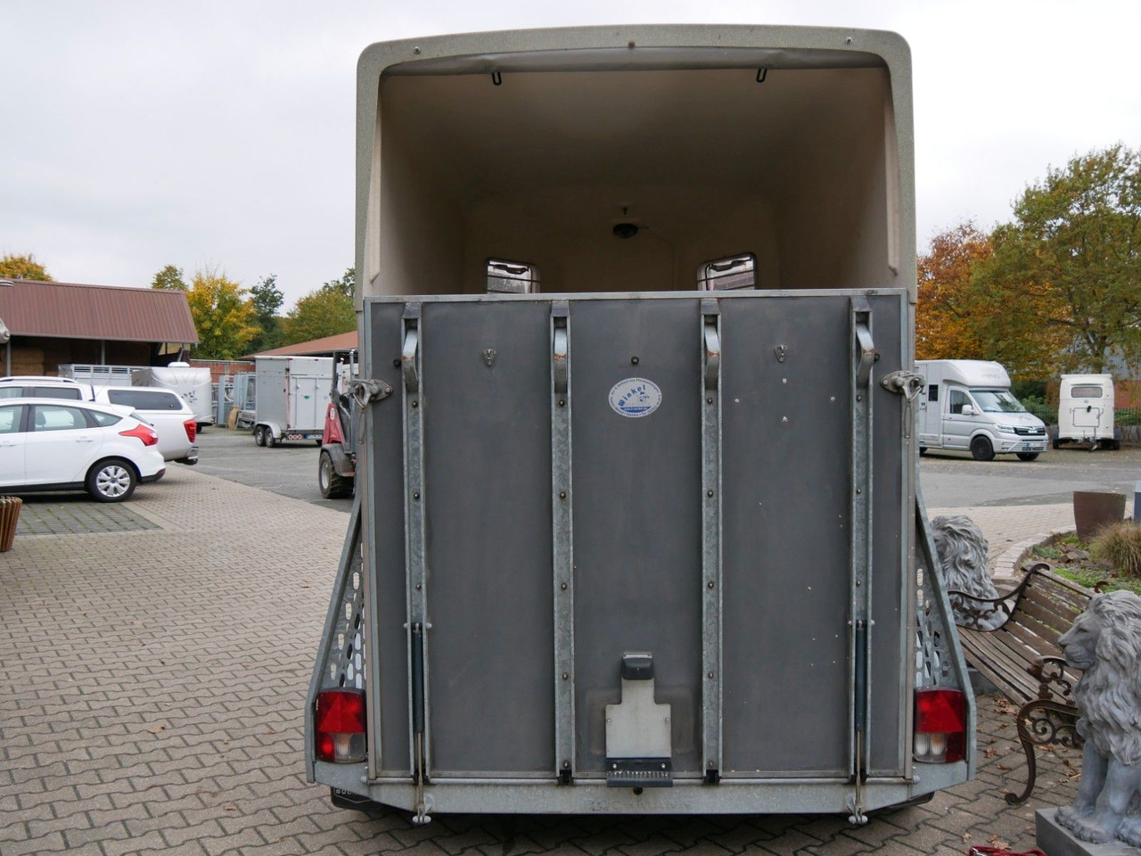 Böckmann Duo  mit Sattelkammer - Djursläp: bild 3 Böckmann Duo  mit Sattelkammer - Djursläp: bild 3