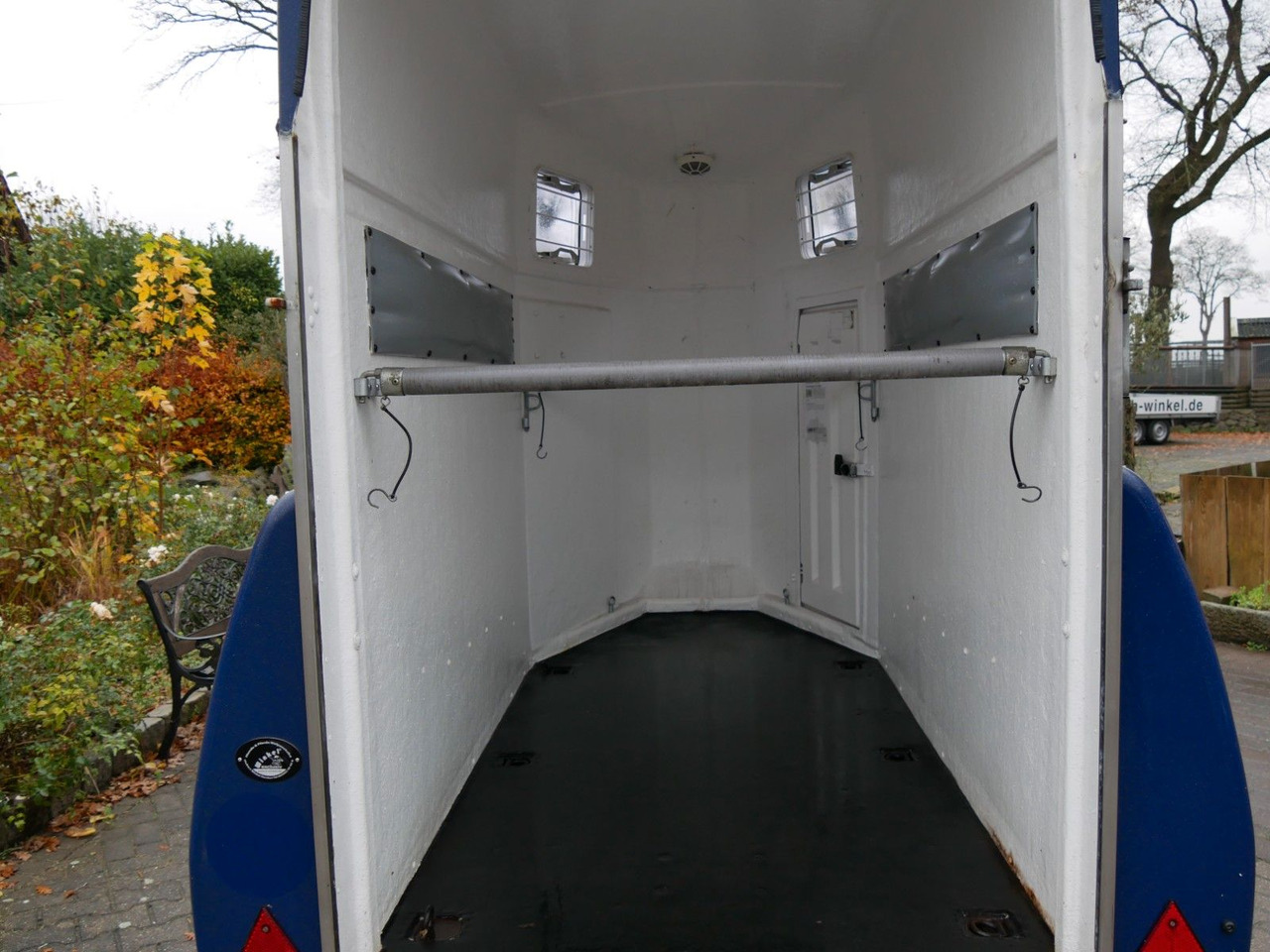 Böckmann Uno schwenkbare Klappe Fohlengitter - Djursläp: bild 3 Böckmann Uno schwenkbare Klappe Fohlengitter - Djursläp: bild 3