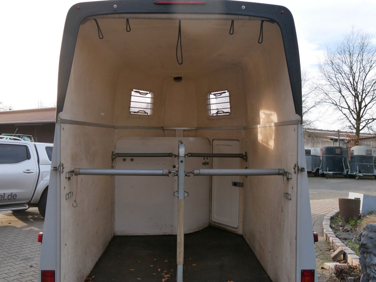 Humbaur Atis 2 Pferde Sattelkammer - Djursläp: bild 3 Humbaur Atis 2 Pferde Sattelkammer - Djursläp: bild 3